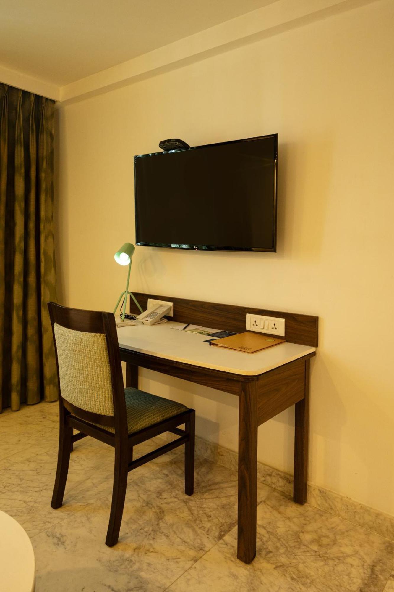 Fairfield By Marriott Pune Kharadi Exteriör bild